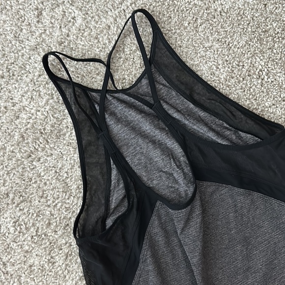 Lululemon tank top, size 4 - Picture 2 of 3